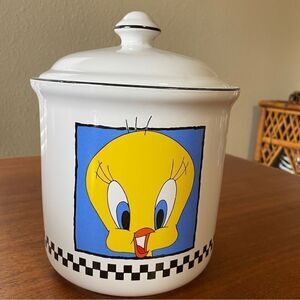 Vintage 1993 Warner Bros. Tweety Bird Cookie Jar White Yellow Blue
